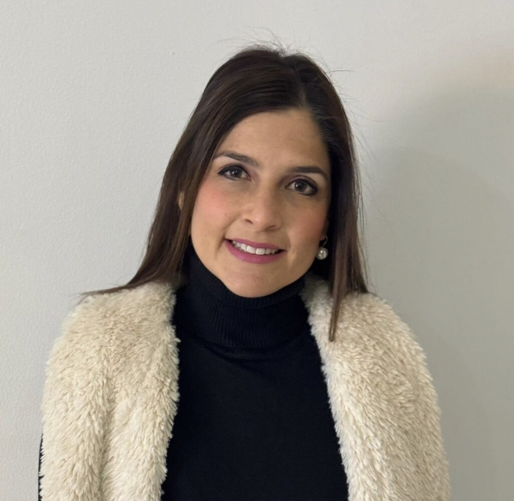 Dr. Julia Gallegos headshot